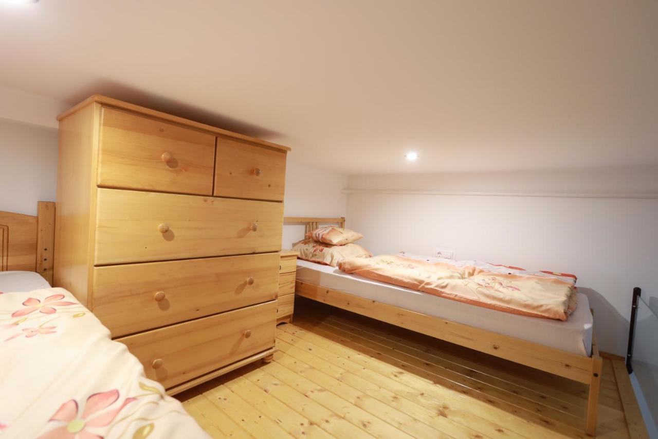 Vito Apartman Eger Eksteriør billede